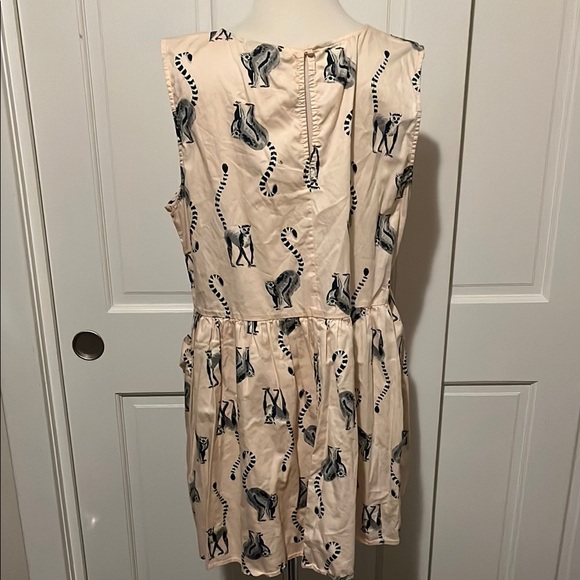 Modcloth Lemur Print Mini Dress in Cream and Black - Picture 7 of 7